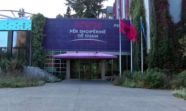 Rikthimi në Kuvend/ PS "ultimatum" deputetëve dhe